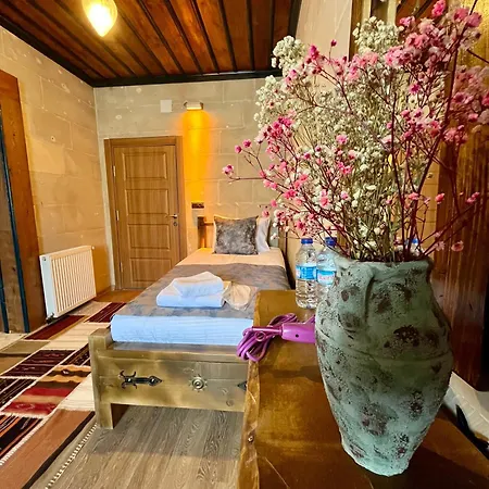 Leo's Cappadocia Отель *