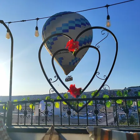 Leo's Cappadocia Отель *